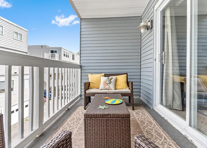 Apartment Romantic Couples' Retreat At Dominica Steps From Quiet In Ocean Ocean City