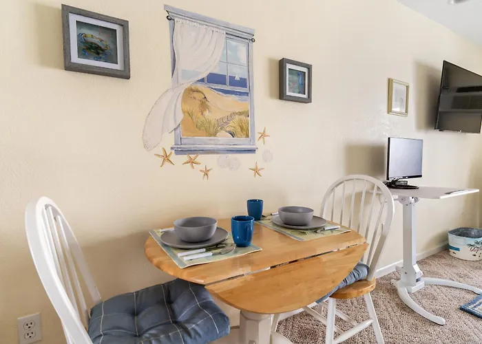 Romantic Couples' Retreat At Dominica Steps From Quiet In Ocean * Ocean City